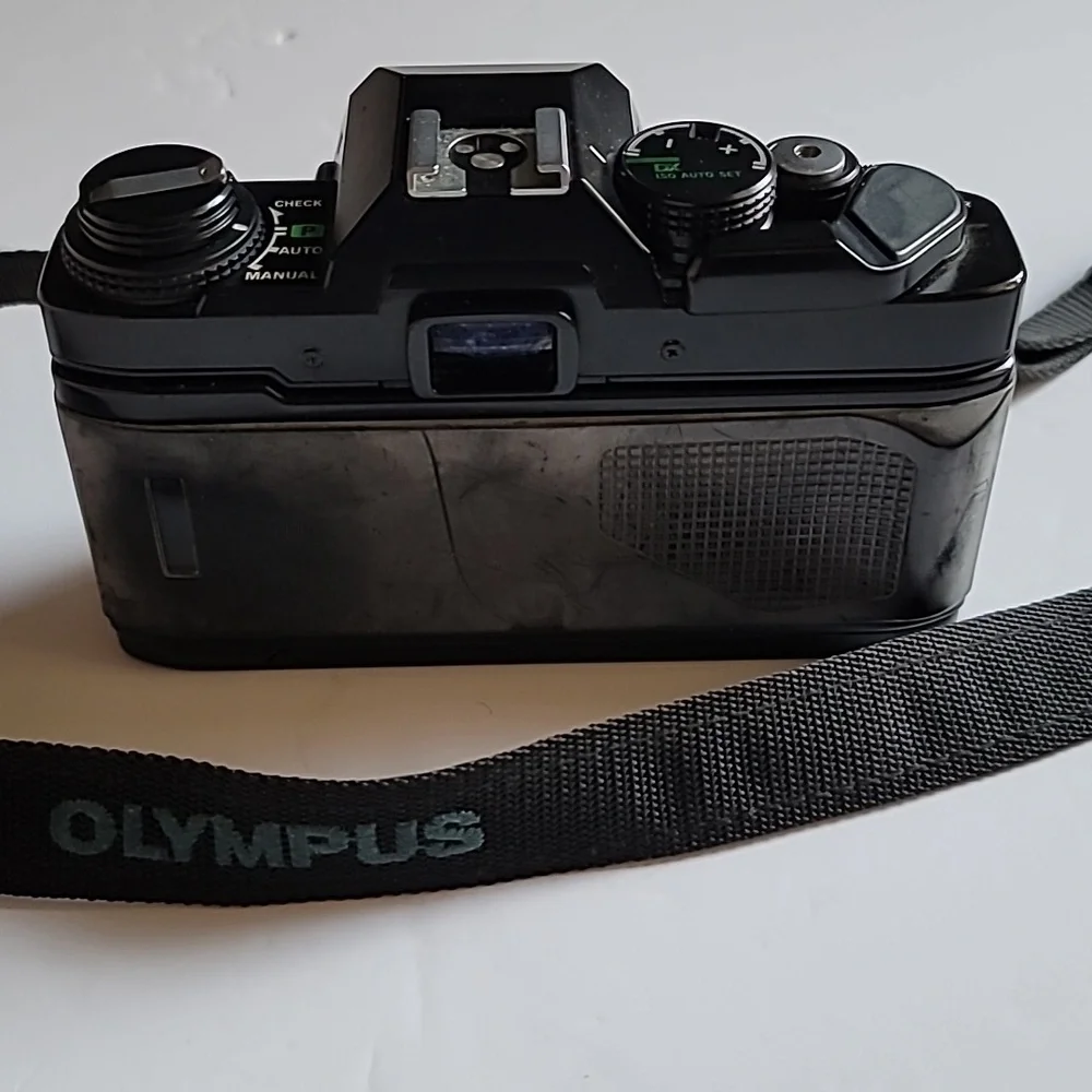 Olympus omPC 35mm FILM DX SLR camera body vintage aka OM-40